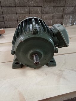 Motor na 380V 1.5 kW - 4