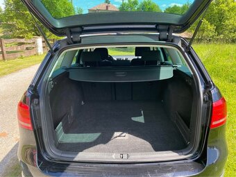 VOLKSWAGEN PASSAT VARIANT 2,0 TDI 103 KW Kombi - 4