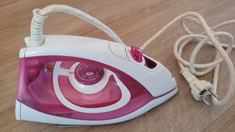Žehlička Philips CG 1820 - 4