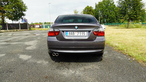 BMW E90 330i 190kW - 4