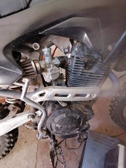Prodám pitbike 250ccm ultimate atomic na náhradní díly - 4