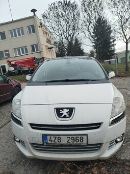 Peugeot 5008 - 4