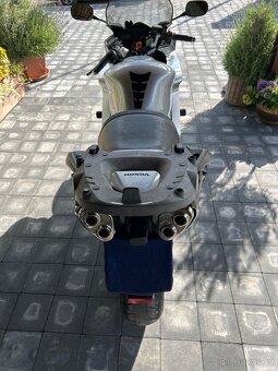 Honda Vfr 800 - 4