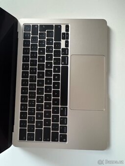 MacBook Air 13'' 2022 / M2 / 8GB / 256GB SSD / Starlight - 4