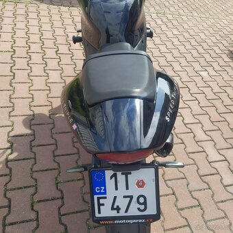 Prodám Triumph 955 i speed - 4
