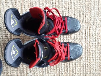 Brusle Bauer Hyperlite, vel. 8, fit1 - 4