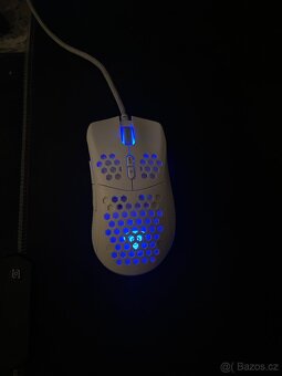 Prodám herní počítač v kompletní sestavě - 4