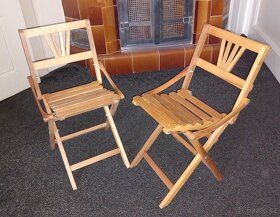 Židle, stůl,dětské židličky,rozkládací postel - 4