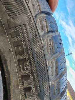 225/50/17 Pirelli 2ks - 4