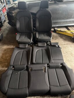 Audi a6 c7 r.v 2018 sedačky - 4