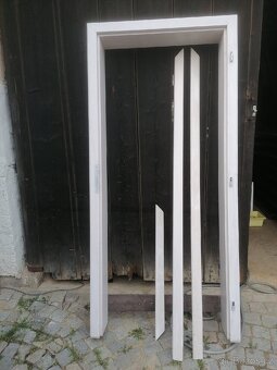 Dveře se zárubněmi - 4
