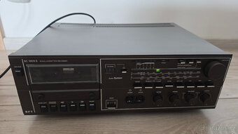 Retro kazetový přehřávač s tunerem - 4