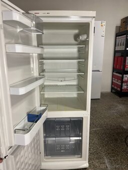 Lednice Bosch bílá s mrazákem + záruka - 4