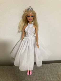 Barbie Mattel - - 4
