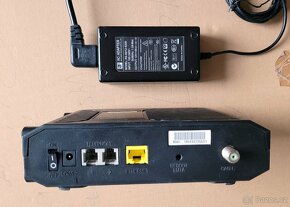 Prodám modem + switch - 4