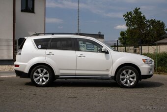 Mitsubishi Outlander 2.2 DI-D TC-SST Instyle - 4