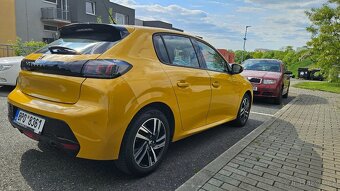 Peugeot 208 - 4
