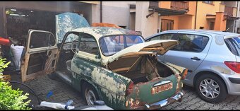 ŠKODA OCTAVIA VETERÁN - 4