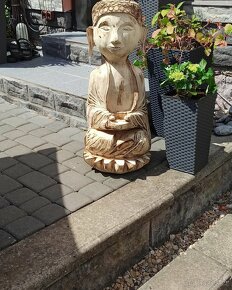 Buddha motorovou pilou - 4