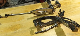 Pretkopy na Yamahu 600 a 1100 jsou komplet a grypy v chromu. - 4