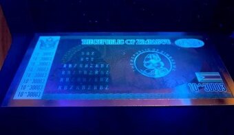 Zlatá investiční bankovka 24kt zlato - 999/1000 Váha 5,8g - 4