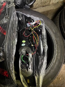 Světla na audi q7 - 4