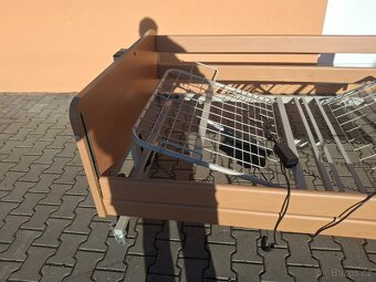 Elektricky zdravotní polohovací postel - 4