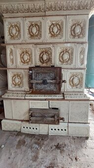 Kachlová kamna , starozitná - 4