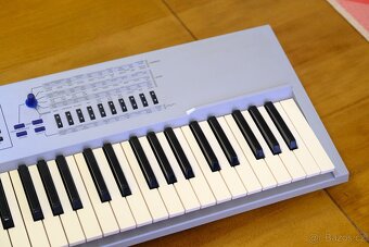 Yamaha - 4