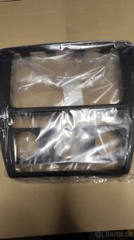 Rámeček autorádia Škoda Octavia 2 - 4