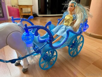 Kůň s kočárem styl Frozen - 4