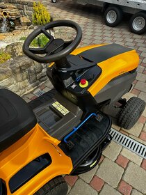 Akumulátorový zahradní traktor Stiga e-ride c-500 - 4