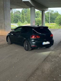 Volkswagen Golf 6 GTD 2.0 TDI - 4
