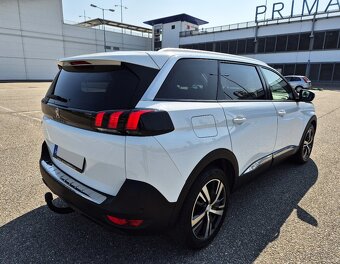 PEUGEOT 5008 96KW AUTOMAT TAŽNÉ ZAŘ. 7 MÍST SERVIS PEUGEOT - 4