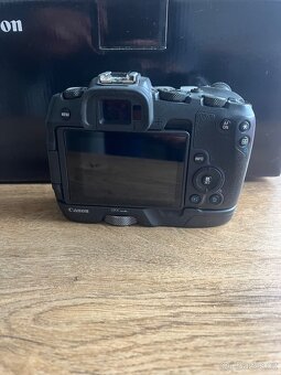 Canon EOS RP - 4