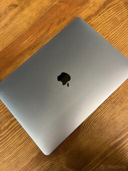 MacBook Pro 13" - 4