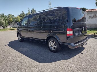 Volkswagen Transporter T5 2.0TDI - 4