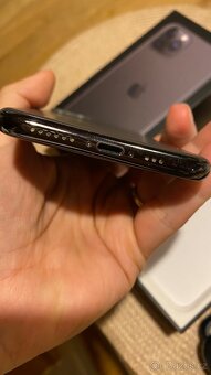 IPhone 11 Pro 64GB space grau, pěkný stav - 4