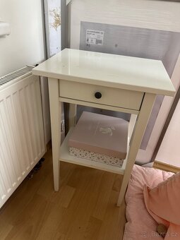 Noční stolek hemnes bílý - 4