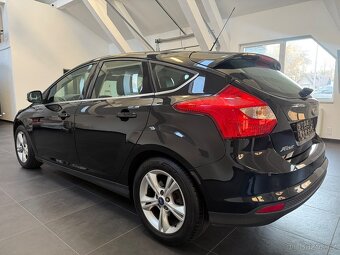 FORD FOCUS 1.6 110 kW BENZÍN 6MT SPORT PAKET 2012 - 4