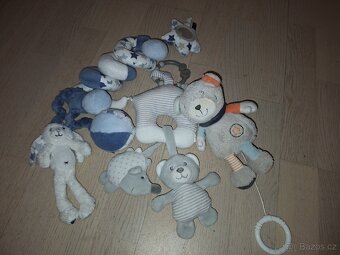 Plysaci, medvidek hraje - 4