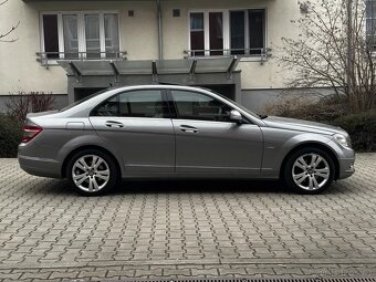 Mercedes-Benz C 220 CDI Avantgarde Kůže Navi Xenony Šíbr - 4
