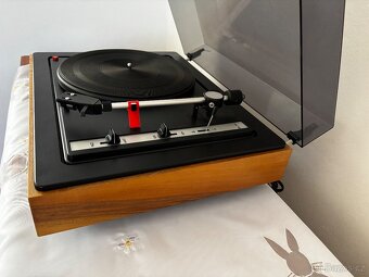 Gramofon Tesla HC 16 - 4
