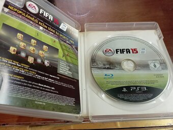 FIFA 15 - 4