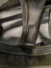 ALU kola Mercedes C 5x112 r17 Originál, Zimní 6mm+TPMS - 4