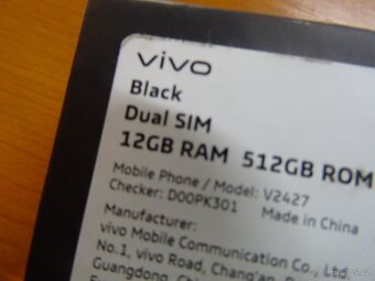 VIVO V50 5G 12GB/512GB černá. Zeiss - 4