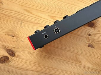 AKAI MPK Mini MK3 – téměř nový, použitý jen 2× - 4