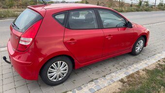 Hyundai i30 1.6 CRDi 66 kW, r.v. 2011, nafta, 193 tis. km - 4