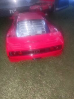 Prodám RC model Ferrari F40 - 4