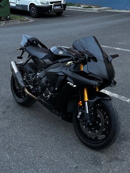 Yamaha YZF R1, Yamaha R1, první registrace 2019 - 4